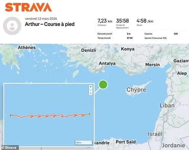 法国一名军官开启了Strava在“戴高乐”号核动力航母甲板上晨跑